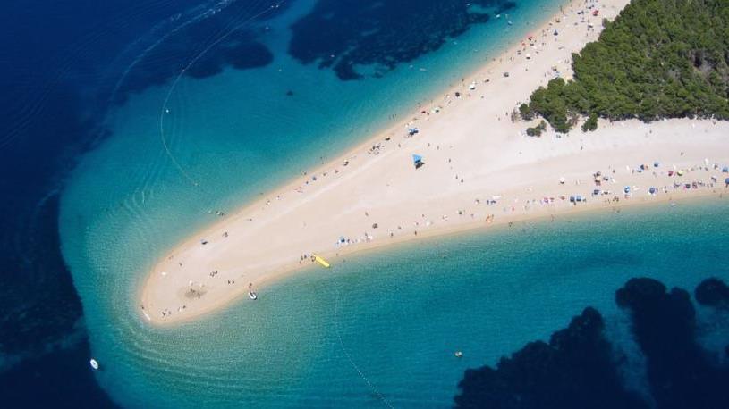 Zlatni rat beach