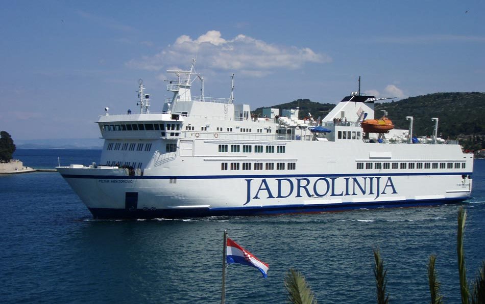 Ferry arriving to Vis harbour