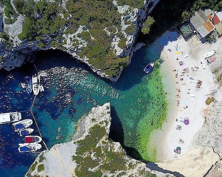 Stiniva - air view